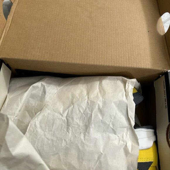 🚴‍♂️💎 Men Air Jordan 4 retro lightning 2021 - Picture 4 of 4